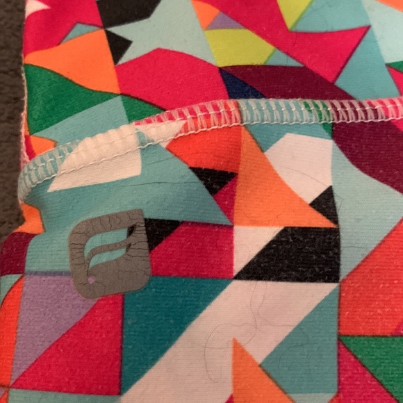 Colorful Fabletics Capri - Picture 5 of 5